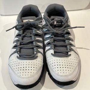 🎾 Nike Vapor Court Tennis Shoes